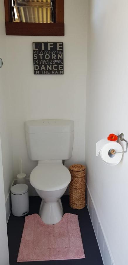 Moana Beach Sunset Holiday Accommodation B ภายนอก รูปภาพ